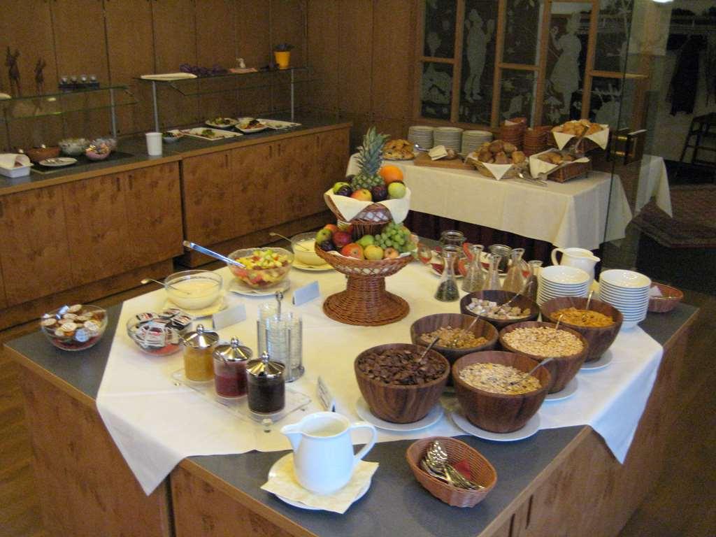 Akzent Brauerei Hotel Hirsch Ottobeuren Dış mekan fotoğraf