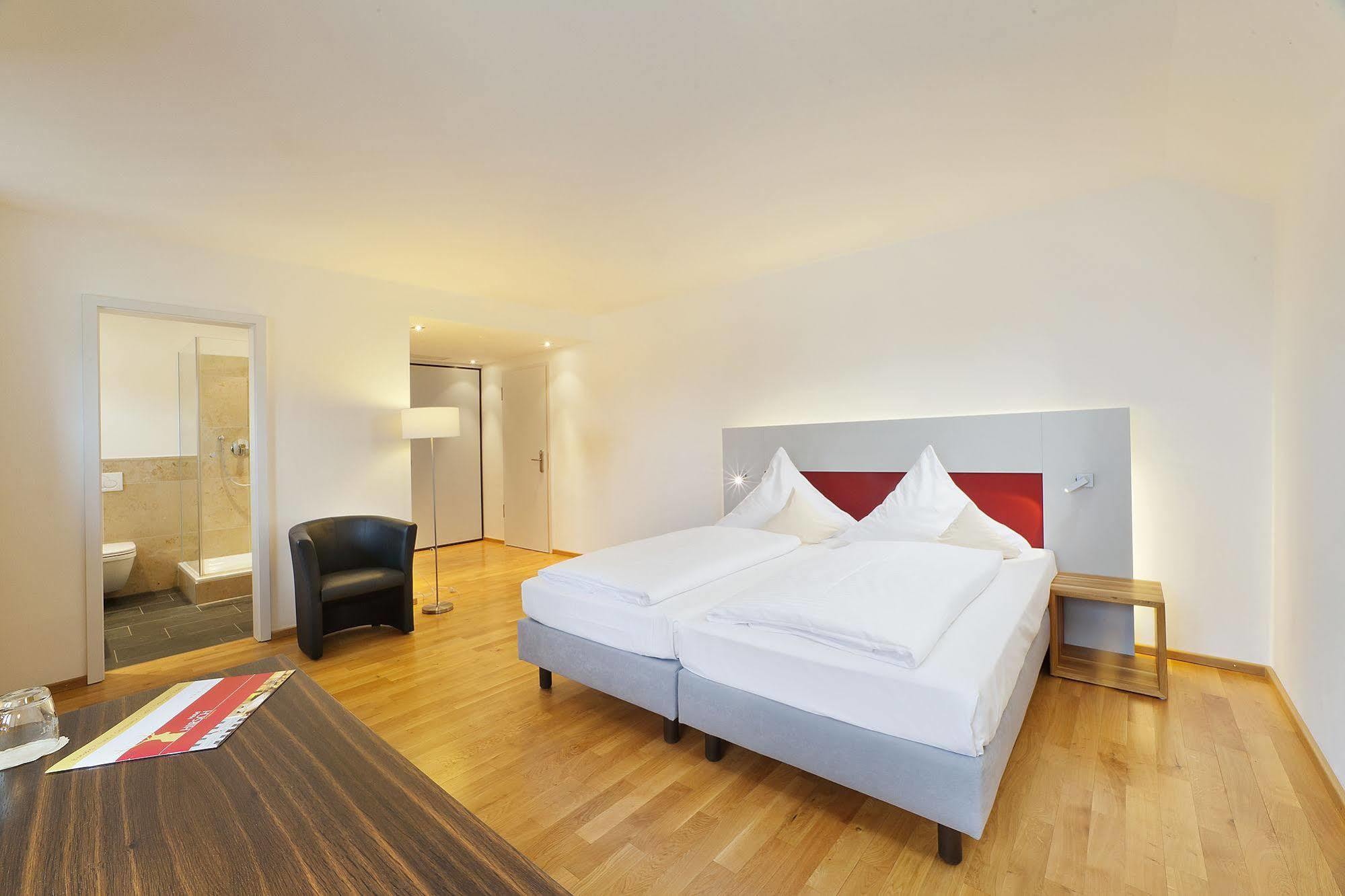 Akzent Brauerei Hotel Hirsch Ottobeuren Dış mekan fotoğraf