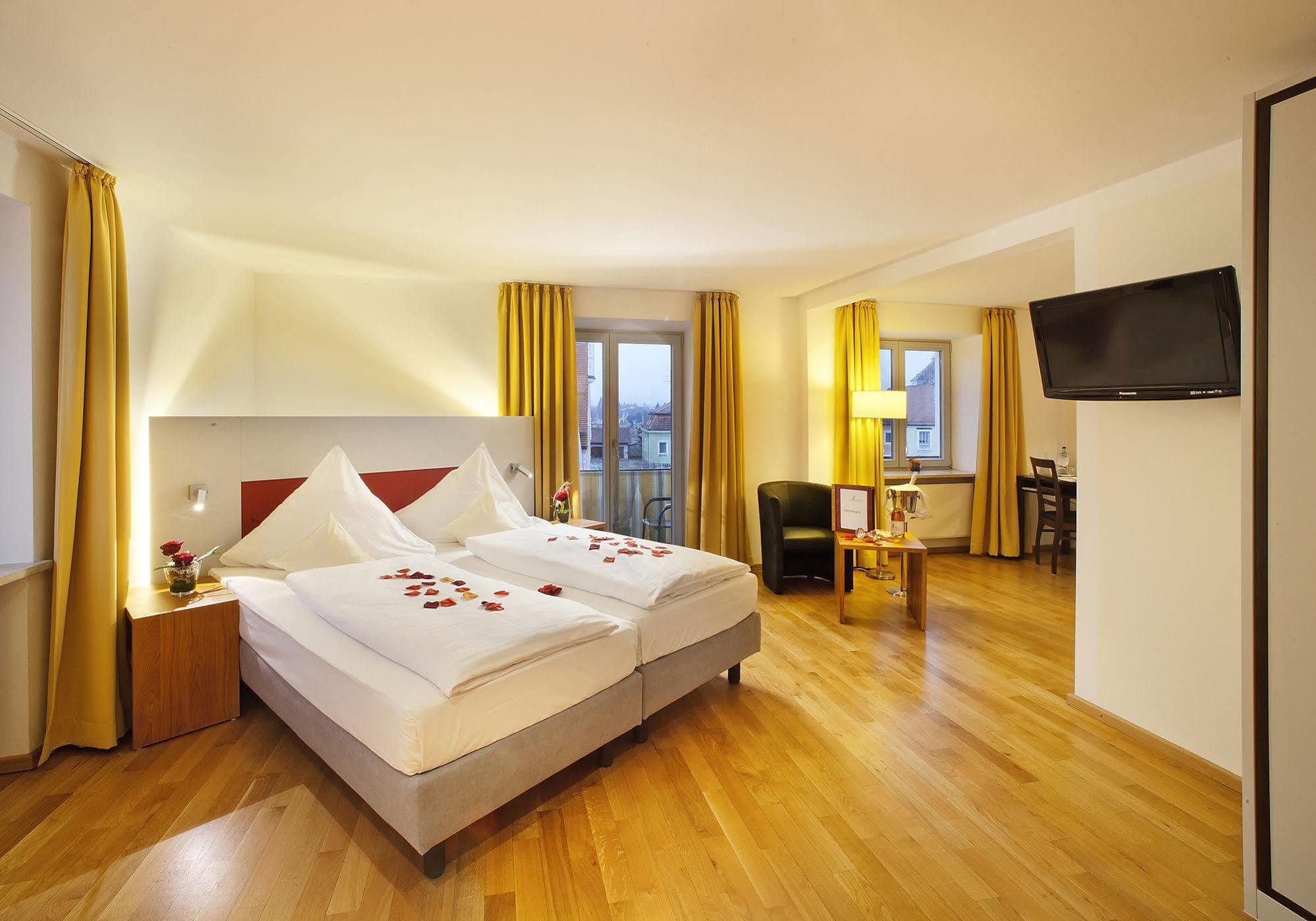 Akzent Brauerei Hotel Hirsch Ottobeuren Dış mekan fotoğraf